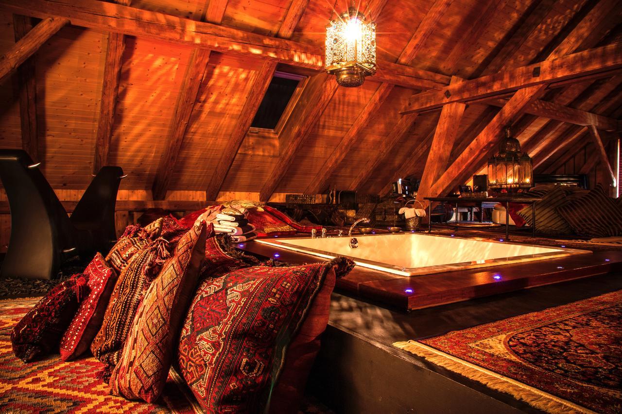 Bijou Hotel / Love&Romance Kallnach Værelse billede